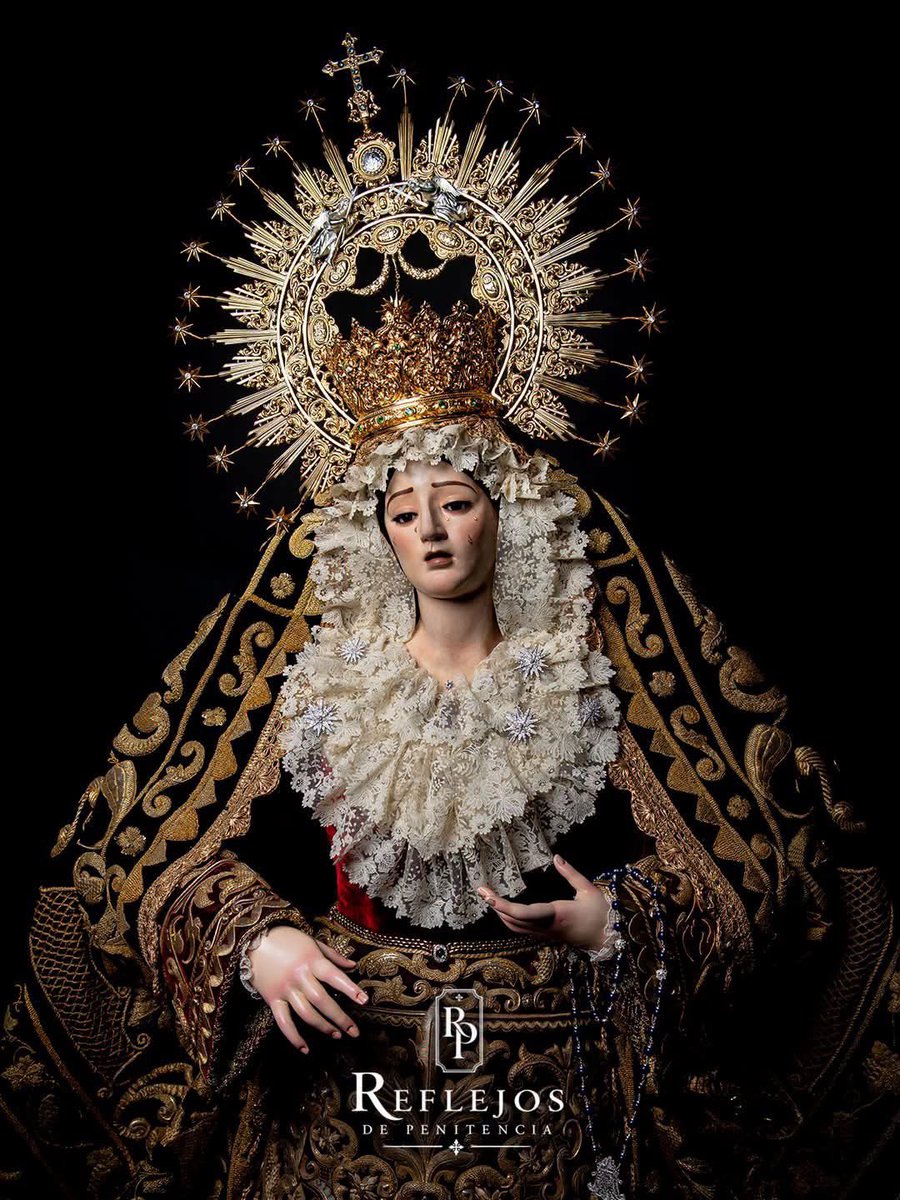 reflejosdepenit's tweet photo. Hay detalles que merecen ser conservados, y forman parte de la identidad y la historia de una Hermandad.

La fotografía de estudio permite documentarlos y preservar su memoria.

Porque hay momentos que pasan. Y otros que merece la pena conservar.

@perdondejerez https://t.co/5fGLaXtE8J