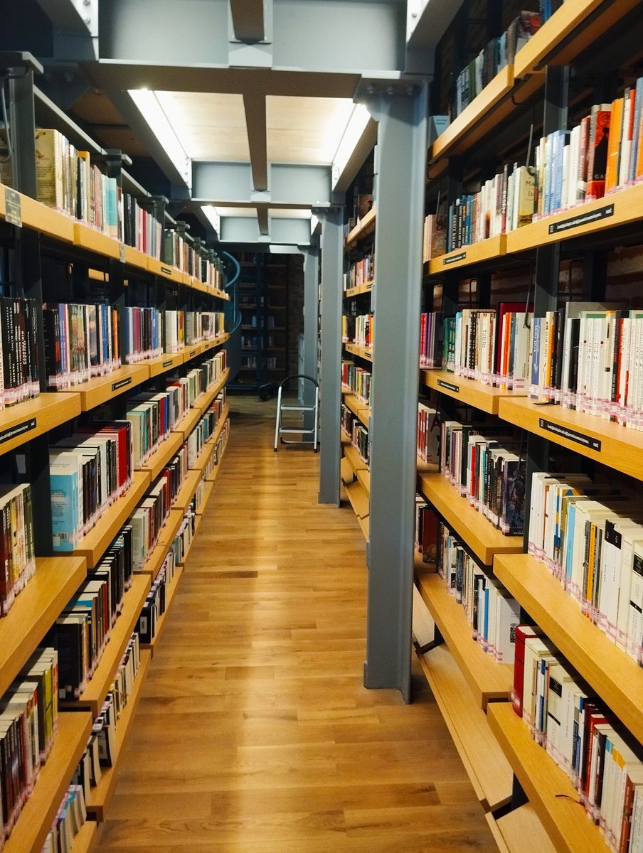 gulsen06_34's tweet photo. Mekânı özlemişiz 😌 ☕📚
#ramikütüphanesi https://t.co/ntmCBtxb3i