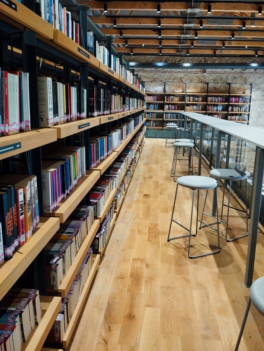 gulsen06_34's tweet photo. Mekânı özlemişiz 😌 ☕📚
#ramikütüphanesi https://t.co/ntmCBtxb3i