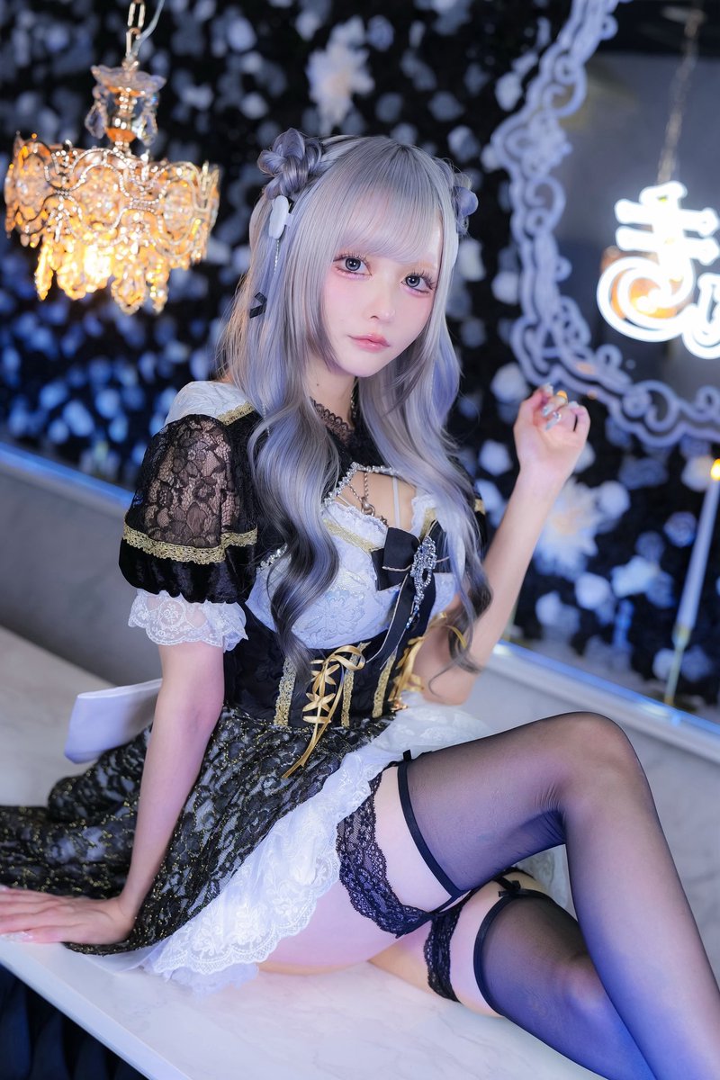 horikyuru_osaka's tweet photo. 🤍🪽 制服お披露目 🪽🤍

ほりきゅるオリジナル制服を着た
【 オーナー あめちょろち 】を公開❕🗡️

@ame__e @horikyuru_ame 

聖騎士×天使をイメージした
白黒ベースの制服です🤍

実物はもっとかわいいので、
ぜひ会いに来てください❕🪽

#ほりきゅる #大阪コンカフェ #コンカフェ https://t.co/wP35YxL4rC
