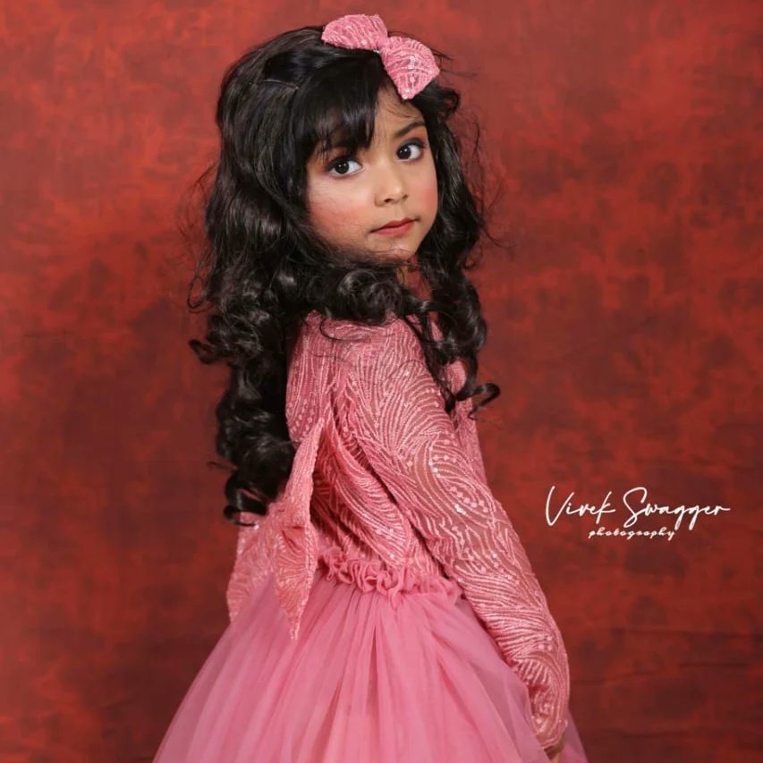 wallace_xoco's tweet photo. Princess frock fit for a little royal. https://t.co/YsiSZhCkpn