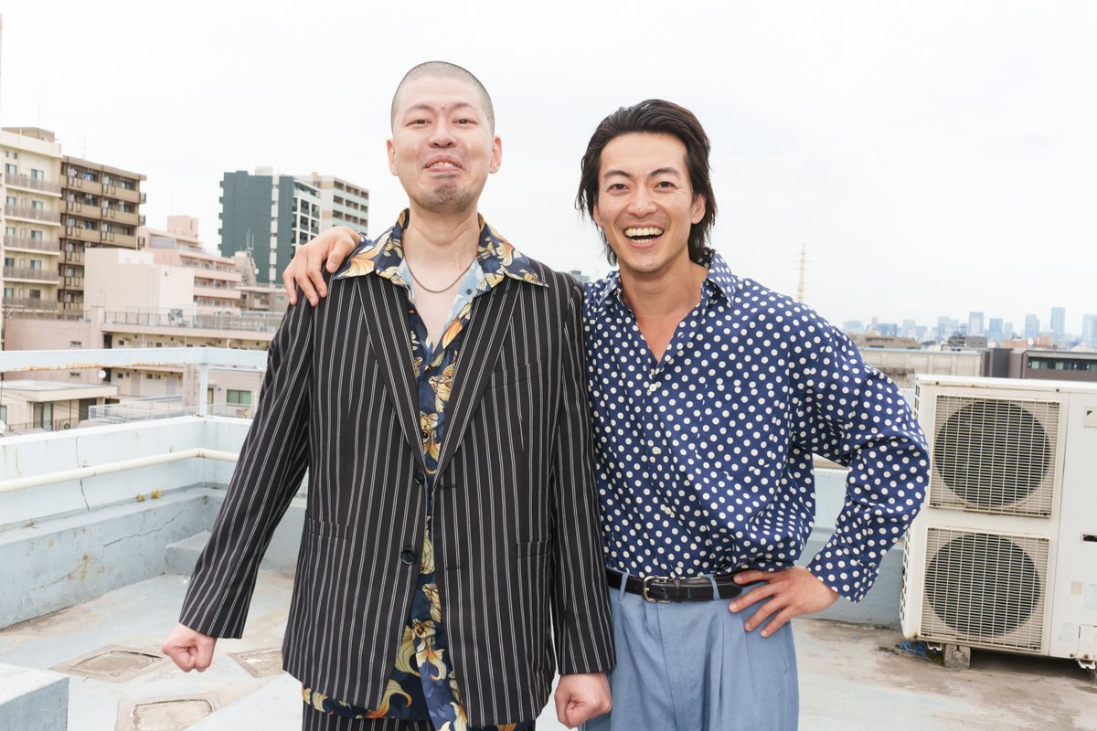 oricon's tweet photo. 金属バット、ドラマ初演技❗️
小3からの親友・大東駿介と共演
「寝ても覚めてもずっと一緒にいましたね」
⠀
ドラマ『絶望できない男』で
主人公追い詰める“ヤクザ”役
https://t.co/WIlB9tX5eM
⠀
#金属バット @kinzokubatKB @kinzokutomoyasu https://t.co/DVlDX9dl5P