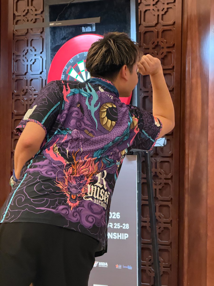 DYNASTY_JAPAN's tweet photo. 【PDC Asian Championship 2026】
#畦元隆成 選手!!準決勝進出!!
@ryusei_DYNASTY
あと1勝でPDC World Championshipの出場権を獲得します!!
#teamDYNASTY https://t.co/UJMJlwcUJq