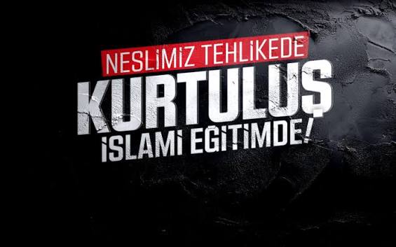mk_mahmutkar's tweet photo. Okullar açılıyor ve yeni eğitim döneminin başladığı bu sabah, okulları, çocukları ve gençleri tehdit eden sokak çetelerine, yeni nesil suç örgütlerine yönelik Türkiye genelinde eş zamanlı operasyonlar yapıldı. Adalet Bakanı Akın Gürlek'in belirttiğine göre 78 Cumhuriyet Başsavcılığının yürüttüğü soruşturmalar kapsamında, 2 bin 447 şüpheli hakkında adli işlem yapılmış. Bakan, okul ve öğrencileri tehdit eden bu çeteler ile ilgili "sokaklarımız suç örgütlerine bırakılmayacaktır." dedi.

Öğrencileri ve tüm toplumu bu tür suç örgütleri ve çetelerin tehdidinden korumak için atılan adımlar önemlidir zira sadece okullar değil, sokaklar ve tüm toplum tehdit altındadır. Ancak bu adımlar, sorunun çözümü için tek başına yeterli değildir. Çünkü bu sabah operasyon yapılan çetelerin elemanlarını da yine bu eğitim sistemi yetiştirdi, adeta suç makinelerine dönüşen bu kişiler aynı okullarda eğitim gördüler. Laiklik esası üzerine kurulu bu eğitim sistemi; düşünmeyen, sorgulamayan, tarihine ve değerlerine yabancılaşmış sorunlu bir gençlik yetiştiriyor. Her türlü fikri saldırıya karşı savunmasız, popüler kültür tarafından öğütülmüş, asosyal, apolitik, özgüvenini, yaşama gayesini kaybetmiş ve suça sürüklenmiş nesiller yetiştiriyor.

Bu sebeple okulları ve öğrencileri tehdit eden çetelere yönelik yapılan operasyon gibi laik eğitim sistemine de topyekun operasyon yapılması gerekir. Zira eğitim sistemindeki en büyük sorun laik Batı kültürünün kendisidir. Bu kültür imanlı, ahlaklı, şuurlu ve şahsiyetli nesiller yerine, deist, ateist, şuursuz, gayesiz, asosyal problemli nesillerin yetişmesine sebep olmaktadır. Toplumu orta çağ karanlığına hapseden işte bu laik Batı kültürüdür. Dolayısıyla neslimiz tehlikede, kurtuluş ise İslami eğitim sistemindedir.
