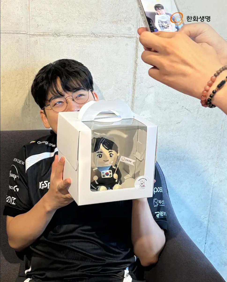 98milliseconds's tweet photo. 너무 행복해 보여서 나까지 행복해짐 ˶ᵔ ᵕ ᵔ˶ https://t.co/VnemylnBcc