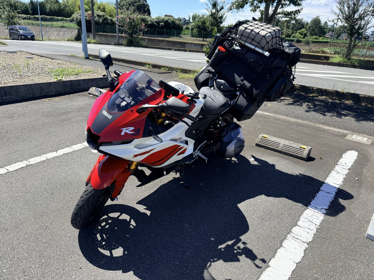GottsuX's tweet photo. 本日は初のキャンプツーリングへ
自然豊かな峠道を走ってきて、たどり着いたキャンプ場でのんびりソロキャンプ🏕
控えめに言って最高
もっと早く来ればよかった
#yzfr3 https://t.co/qDSigJ5Om3