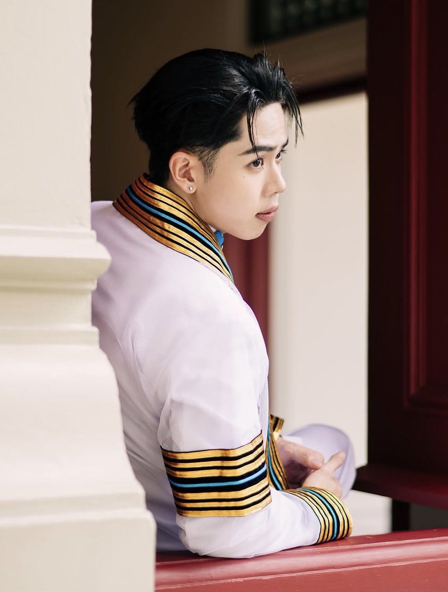 un_sensermy's tweet photo. ลองวางข้างๆกันเฉยๆ😌 https://t.co/7rLYIjSMsK