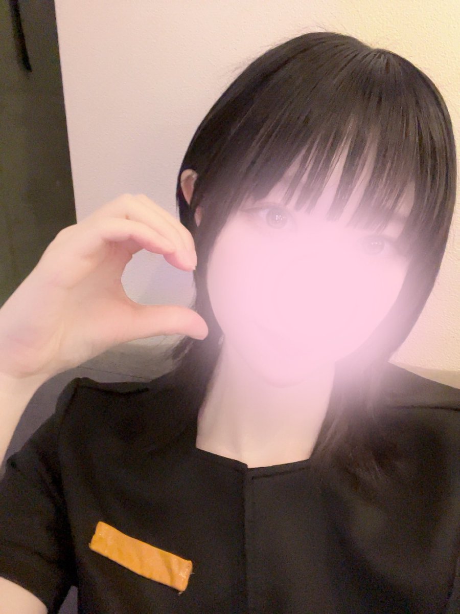 miyabi_k55's tweet photo. 今週は月火水土日です💎

今日久々に晴れて嬉しいー！☀️ https://t.co/CEklLGbLVL