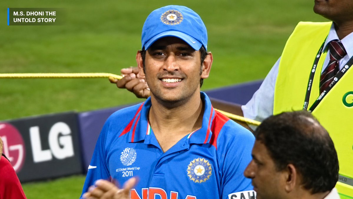PrimeVideoIN's tweet photo. our THA7A is the captain cool forever 🤩

#MSDhoni https://t.co/Cz7mhS0qnk