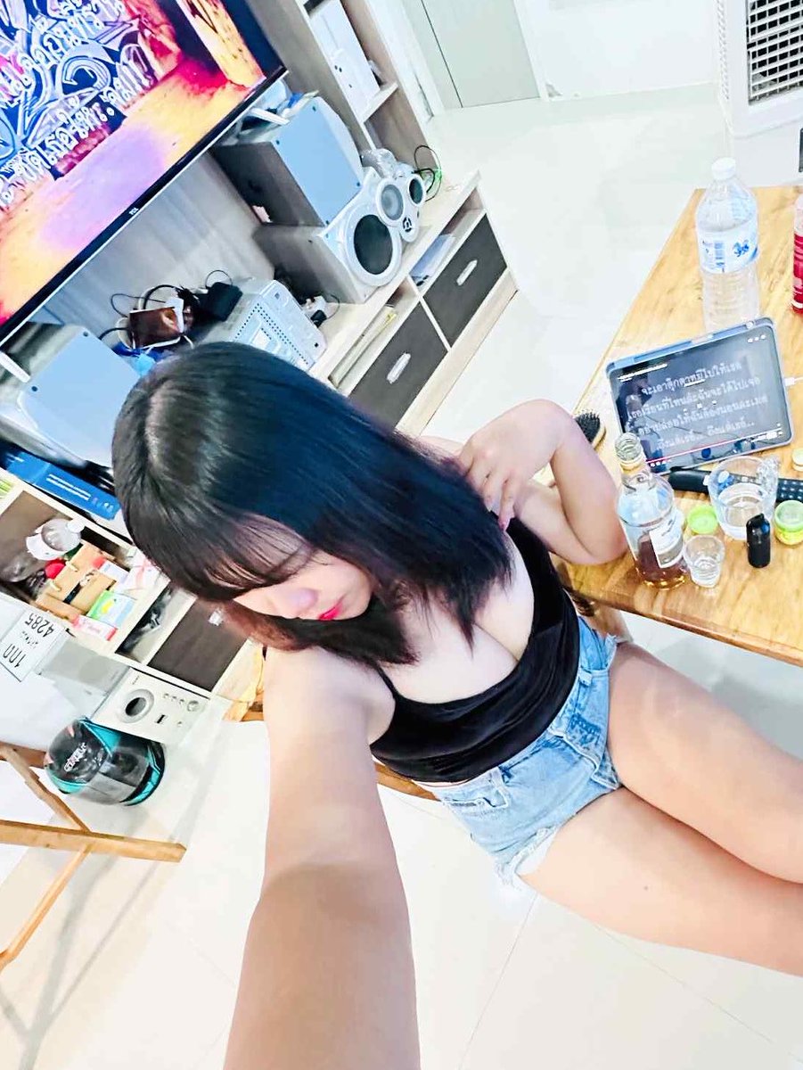 Maymay_211998's tweet photo. มาดื่มเป็นเพื่อนหน่อย 🥹 #นครพนม https://t.co/ysIVh2Cs7F