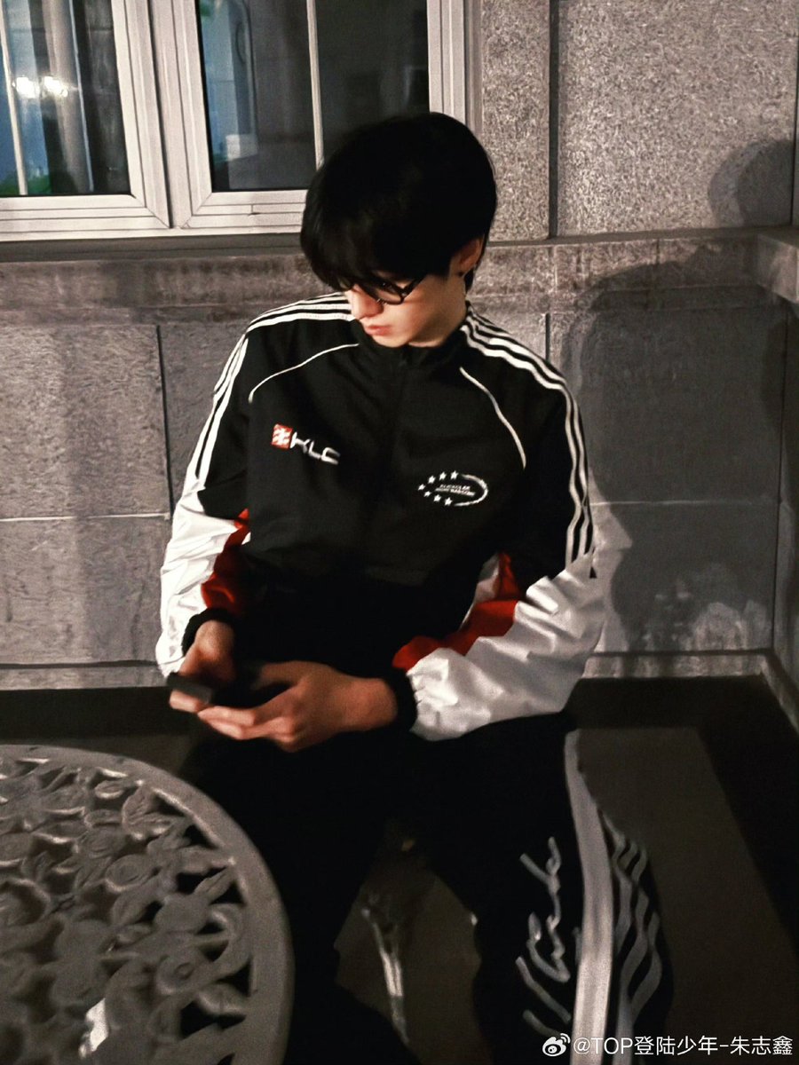 mostma1212's tweet photo. 抖音认识的
#lifestylevision #穿搭pov #chill #inmyfeeling https://t.co/5WmzpLA8ON