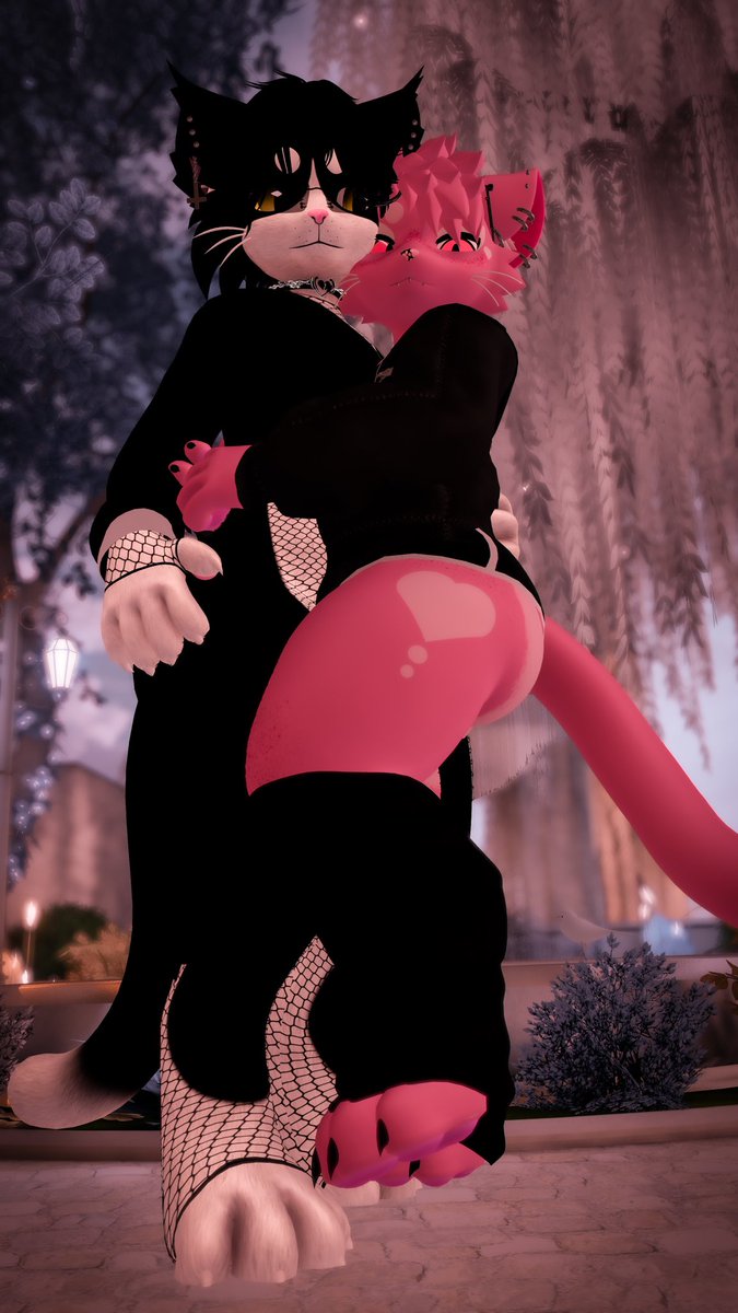greyyvr's tweet photo. back at it w kuromi and my melody! https://t.co/xg9Utr3p7c