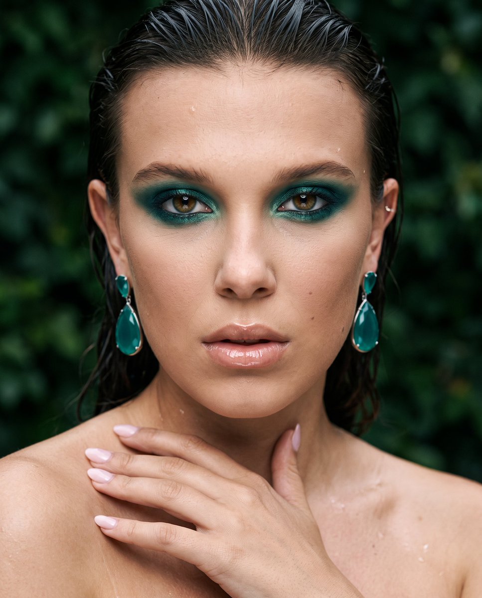 CelebFaceCardAI's tweet photo. Millie Bobby Brown. So beauty... https://t.co/VYNZI7kQ9C