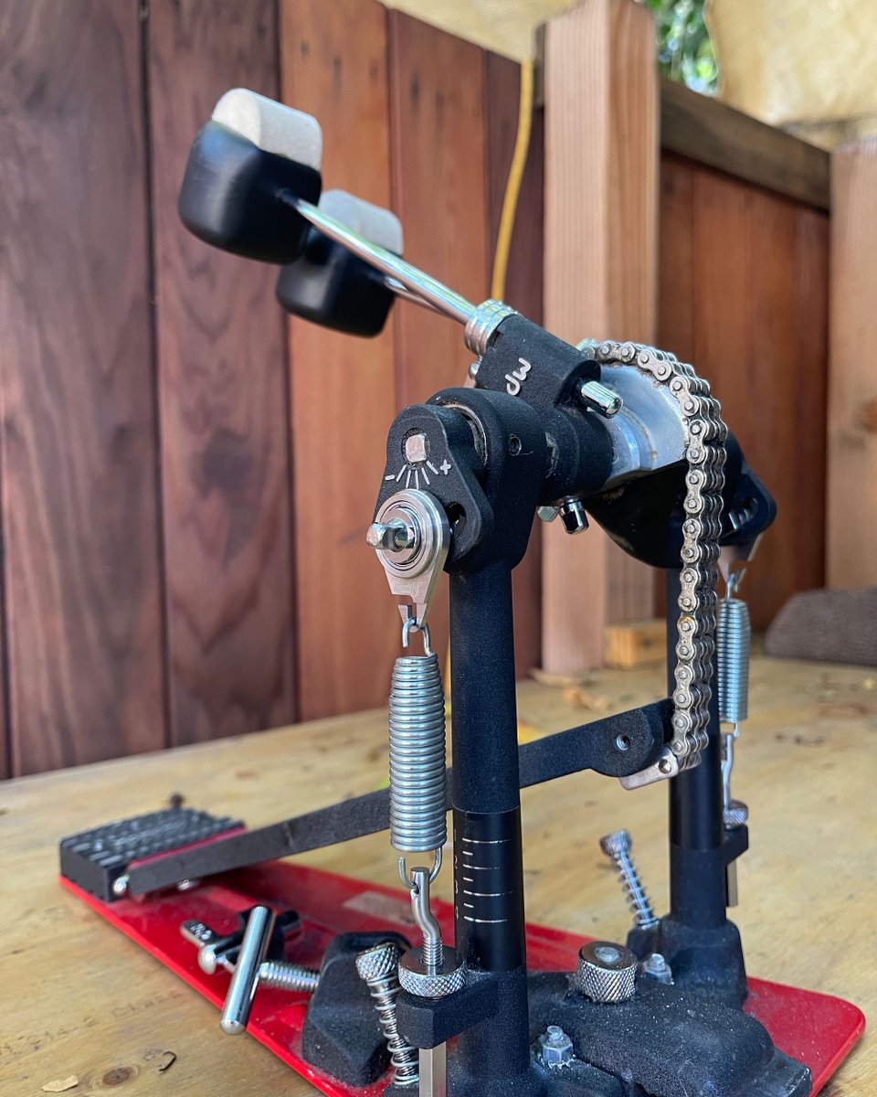 CANOPUSDRUMS's tweet photo. Canopus accessory artist Brendan Buckley takes his DW kick pedal to the next level with the Speed Master Bearing!
https://t.co/cwDCIdPZFI https://t.co/u1tGrpt9Uz