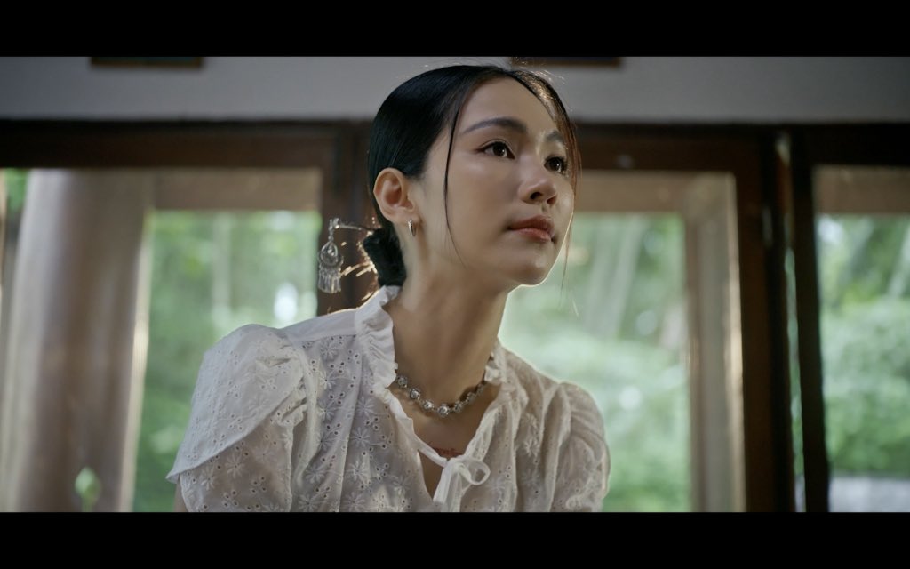 bintodes's tweet photo. น้อยใจงับ ยื่นมือยาวจ่อปาก แต่ผู้หมวดเอาแต่จ้องหน้า หารัก 

KHOM KHLANG EP2
#ข่มขลังตอนที่2
#khomkhlangtheseries
#puinoonbint
#bintsireethorn https://t.co/hsHVocYQmu