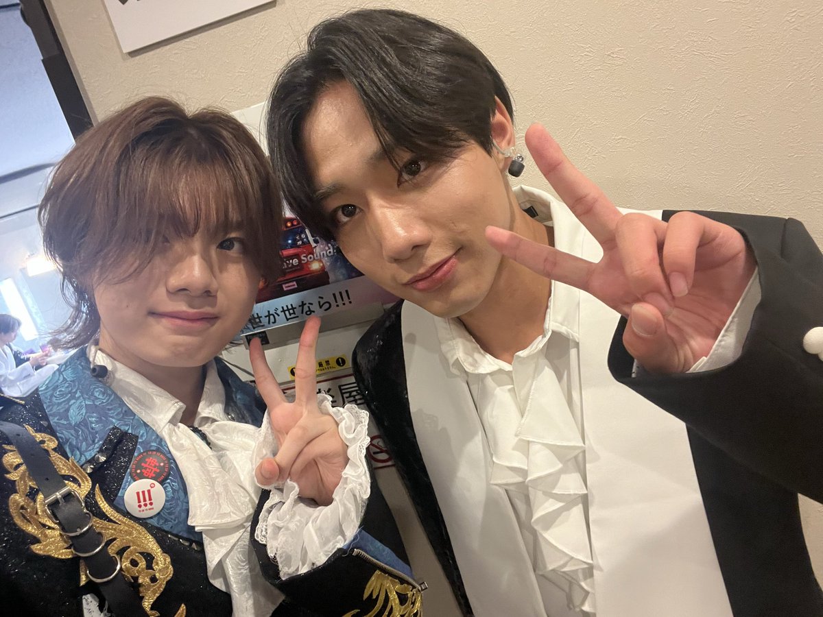 kose_shinyogayo's tweet photo. SHYの安部くん、脇くんとも撮らせていただきました！
ありがとうございます！
#真世が世 https://t.co/cGaacd2qSq