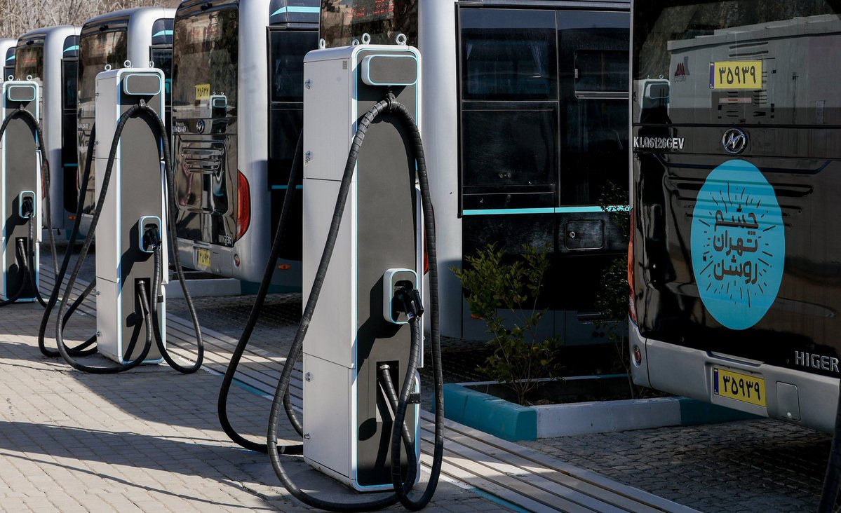 tehranomedia's tweet photo. By the end of the year, six new electric vehicle charging stations will become operational at various locations across Tehran.

Currently, 180 120-kilowatt chargers are active across the capital’s electric vehicle charging network. https://t.co/OCCvC397xU