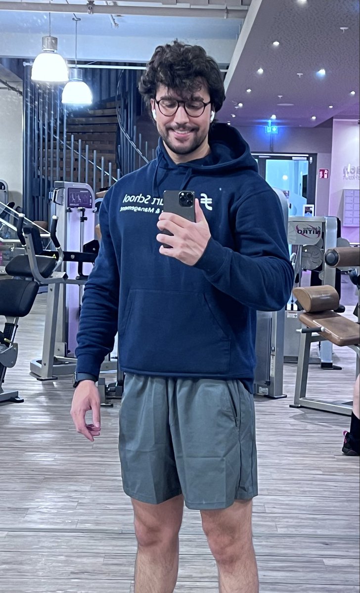 alezaaa90's tweet photo. Everything’s up in the air. This stays. https://t.co/kcv1lnErbl