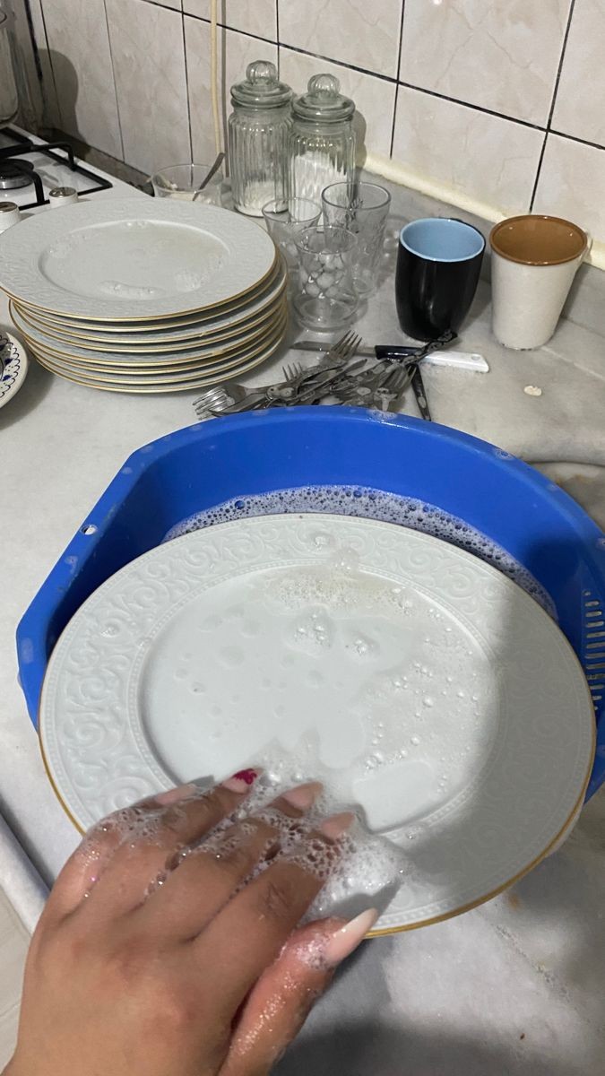 FizzyLarmi4's tweet photo. proof for doing house chores https://t.co/ImtvvQPboN