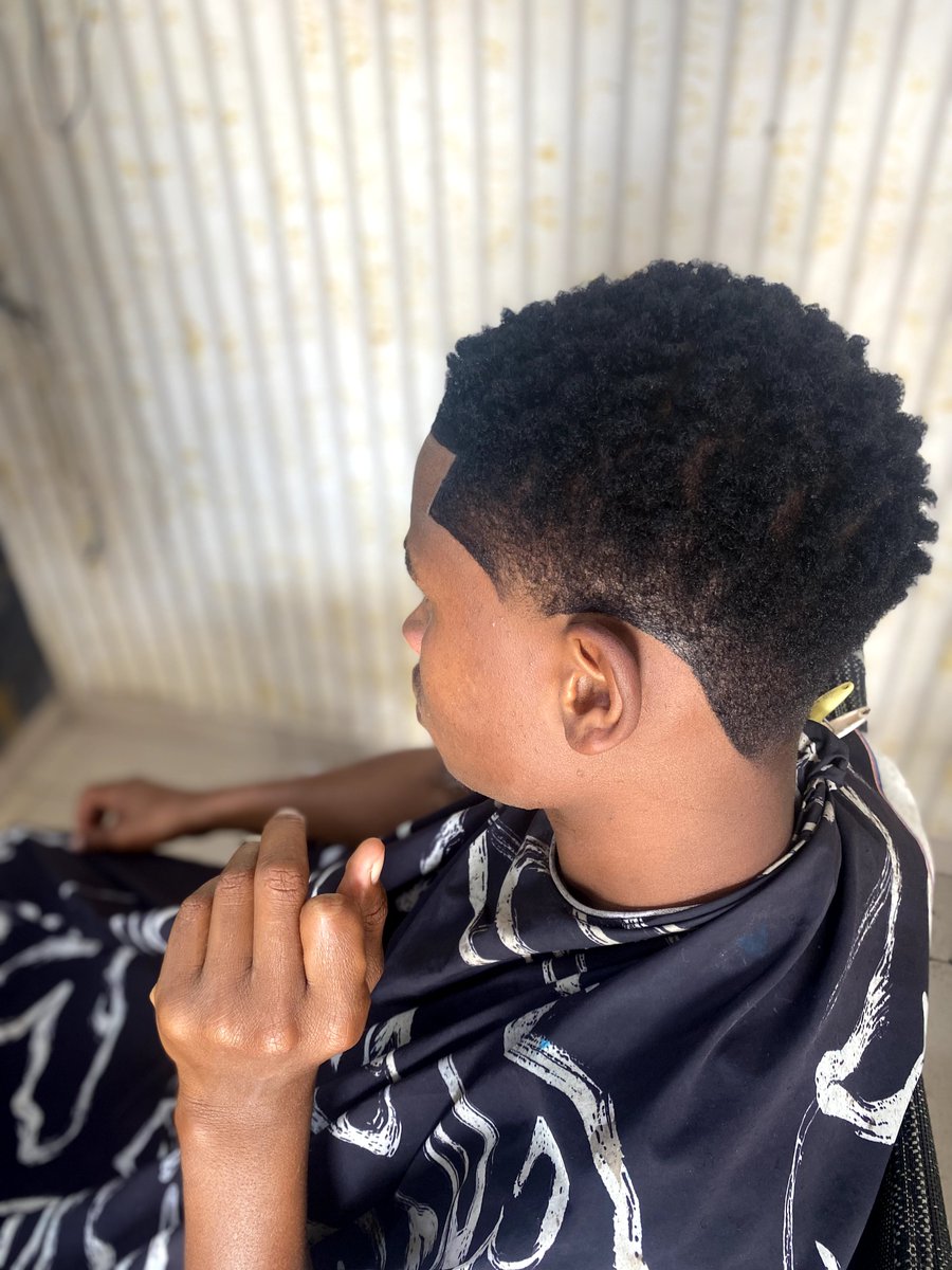 officialtr34196's tweet photo. @abazwhyllzz I am a hairstyles currently looking for more consideration https://t.co/JtPQynjJQY