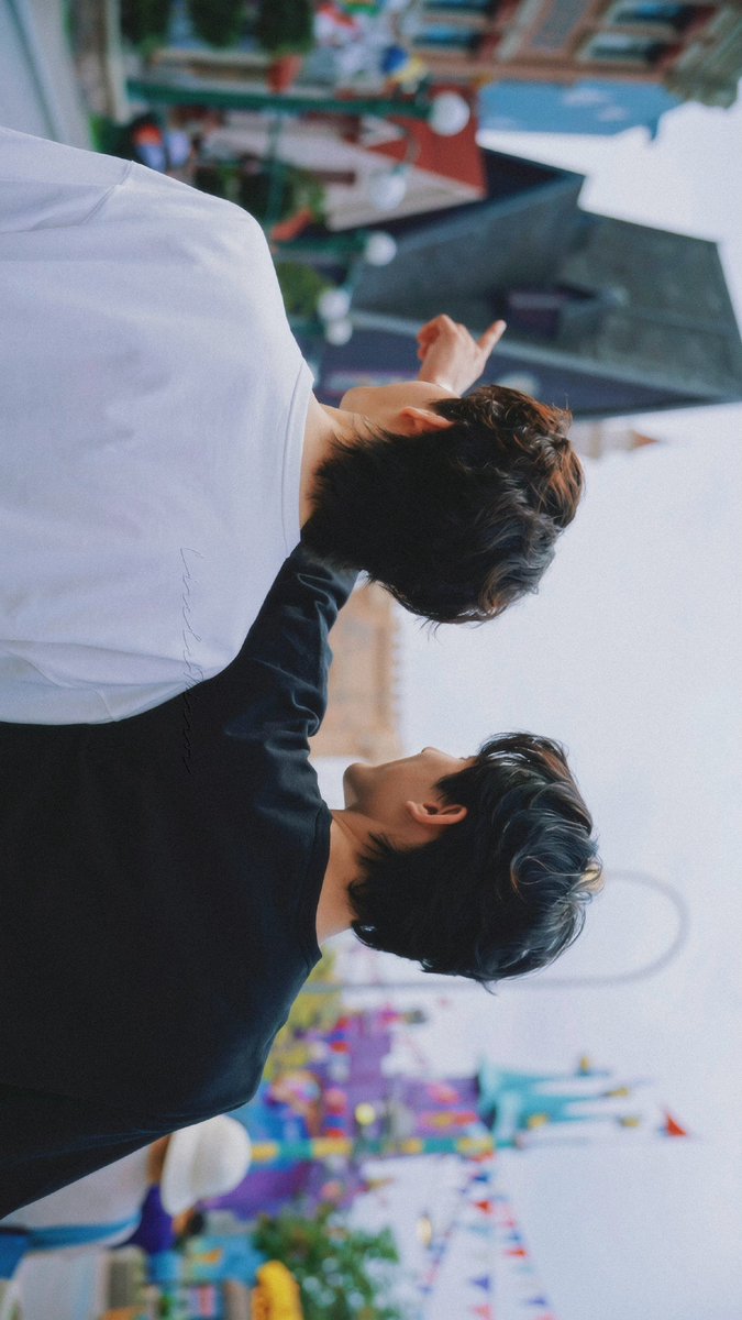 d_scarlet0412's tweet photo. 待ち受けにしたい写真がいっぱい🧡

Cr.奶瓶里的奶牛
#AyLio #政瞳 https://t.co/Ihqnaa36Py