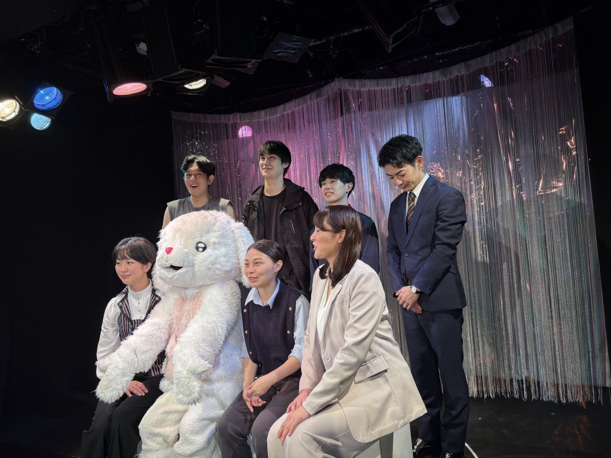 shimasuA_'s tweet photo. はちどり空港第5回公演『ルナナン』無事終演いたしました
キャストスタッフ共に初めましての方が多くまた初めましての劇場での公演でもあり学ぶことが多く貴重な経験をさせていただきました🙆‍♂️
新しいことに挑戦し続けるはちどり空港さんの活動を今回も支えることができて嬉しかったです🫶
#ルナナン https://t.co/kAlrvZj4Hy