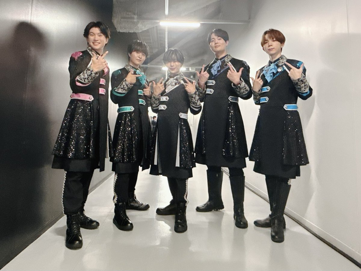 yano_0319's tweet photo. #SideM11th_day2
ご来場＆配信をご覧いただき、ありがとうございました！
大好きな仲間たちと大好きな曲たちを、ミスを恐れず、心から楽しみながらパフォーマンスできました！
ほんとに楽しいライブだったー！！！
そして、新情報も盛りだくさん✨
皆様のプロデュースのおかげです。本当にありがとうございます！
次はプロミで会いましょう🐺🐏🐇
#SideMってかっこいい
#SideM