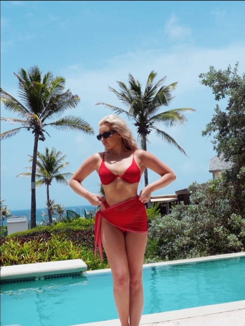 mysisterissexy's tweet photo. What we think about this sexy Irish woman guys? Rate her out of 10

IG: h.ayley.m 

#wanckhat #goonfuel #Irish #sexy #Irelandbaddie #rateher #rating #outof10 https://t.co/epy3SI3m9Y