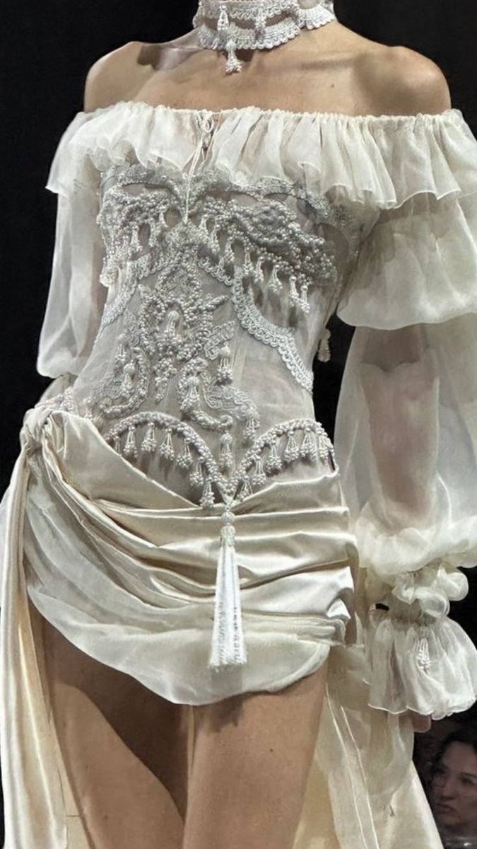 GenyaTheHag's tweet photo. rara avis ss26 ‘melody of love’ https://t.co/TO45th3toq