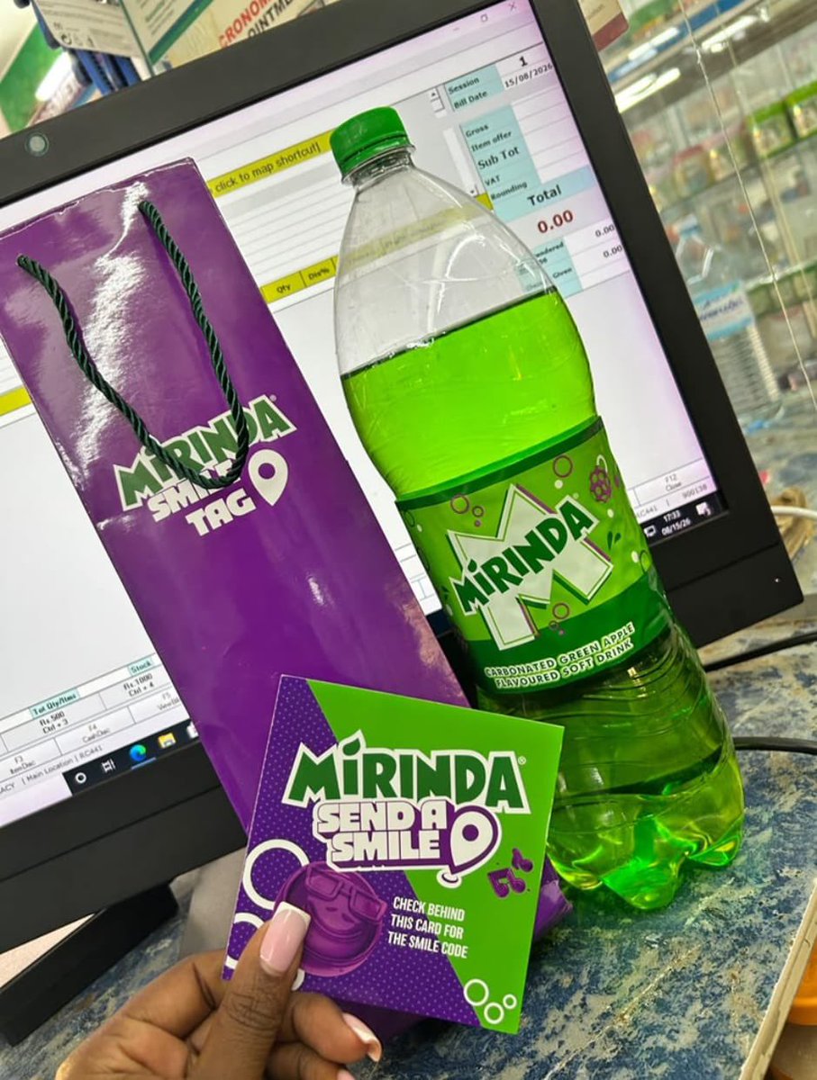 MoshPhiphi's tweet photo. Make someone smile before they ask why. 😏🥤
    We’re open!
    WhatsApp +256 791 131 122.
    #MirindaSendASmile https://t.co/uSlY6dCQ1S