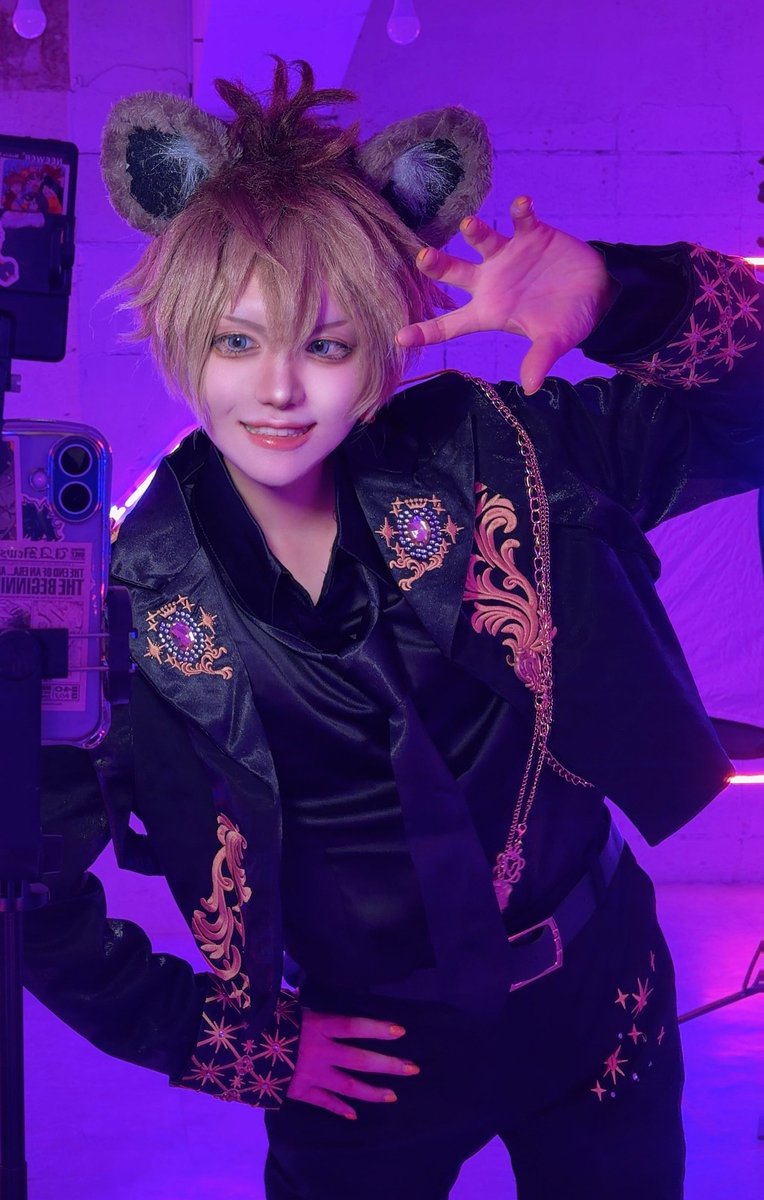1231x0621's tweet photo. twst cos
昨日は念願のブレイジングジュエル💎
ラギー君で撮影してきた🍩 https://t.co/w4qq7rF1Us
