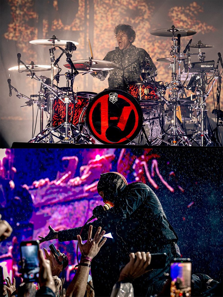 21SPlDEY's tweet photo. my band forever https://t.co/k3hCiZKAIE