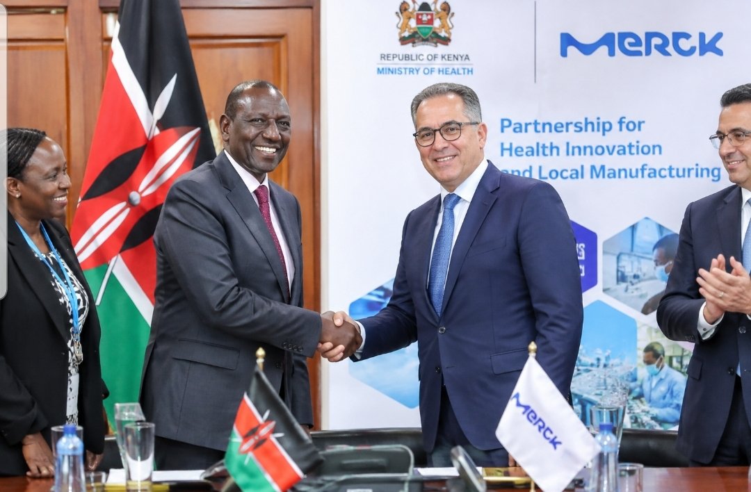 tinaakoth411's tweet photo. Kenya inapanua fursa za ushirikiano na Merck katika biotechnology, dawa, uzalishaji wa ndani na kujenga uwezo—hatua muhimu katika kuimarisha sekta ya afya. 🇰🇪
#Kenya #Afya #Merck #Biotechnology #LocalManufacturing https://t.co/kfhkrmeKg5