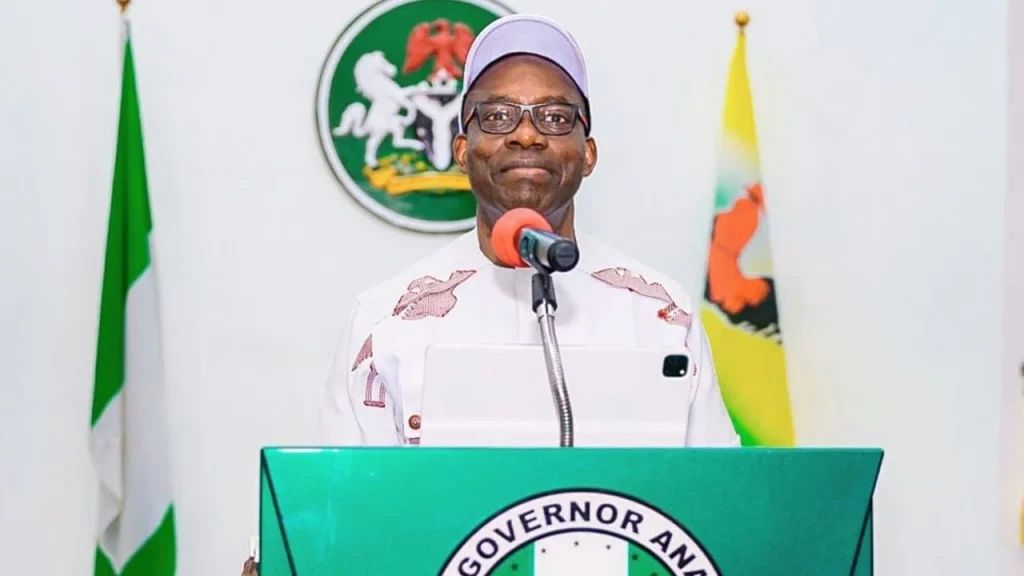 MobilePunch's tweet photo. 𝗔𝗻𝗮𝗺𝗯𝗿𝗮 𝘀𝘁𝗶𝗹𝗹 𝗿𝗲𝗽𝗮𝘆𝗶𝗻𝗴 𝗱𝗲𝗯𝘁𝘀 𝗶𝗻𝗰𝘂𝗿𝗿𝗲𝗱 𝗯𝘆 𝗮𝗱𝗺𝗶𝗻𝗶𝘀𝘁𝗿𝗮𝘁𝗶𝗼𝗻𝘀 𝗼𝗳 𝗢𝗯𝗶, 𝗢𝗯𝗶𝗮𝗻𝗼 — 𝗖𝗼𝗺𝗺𝗶𝘀𝘀𝗶𝗼𝗻𝗲𝗿

𝗥𝗲𝗮𝗱 𝗠𝗼𝗿𝗲: https://t.co/Ic8Rbm4aPb https://t.co/aNFzbBdnsl