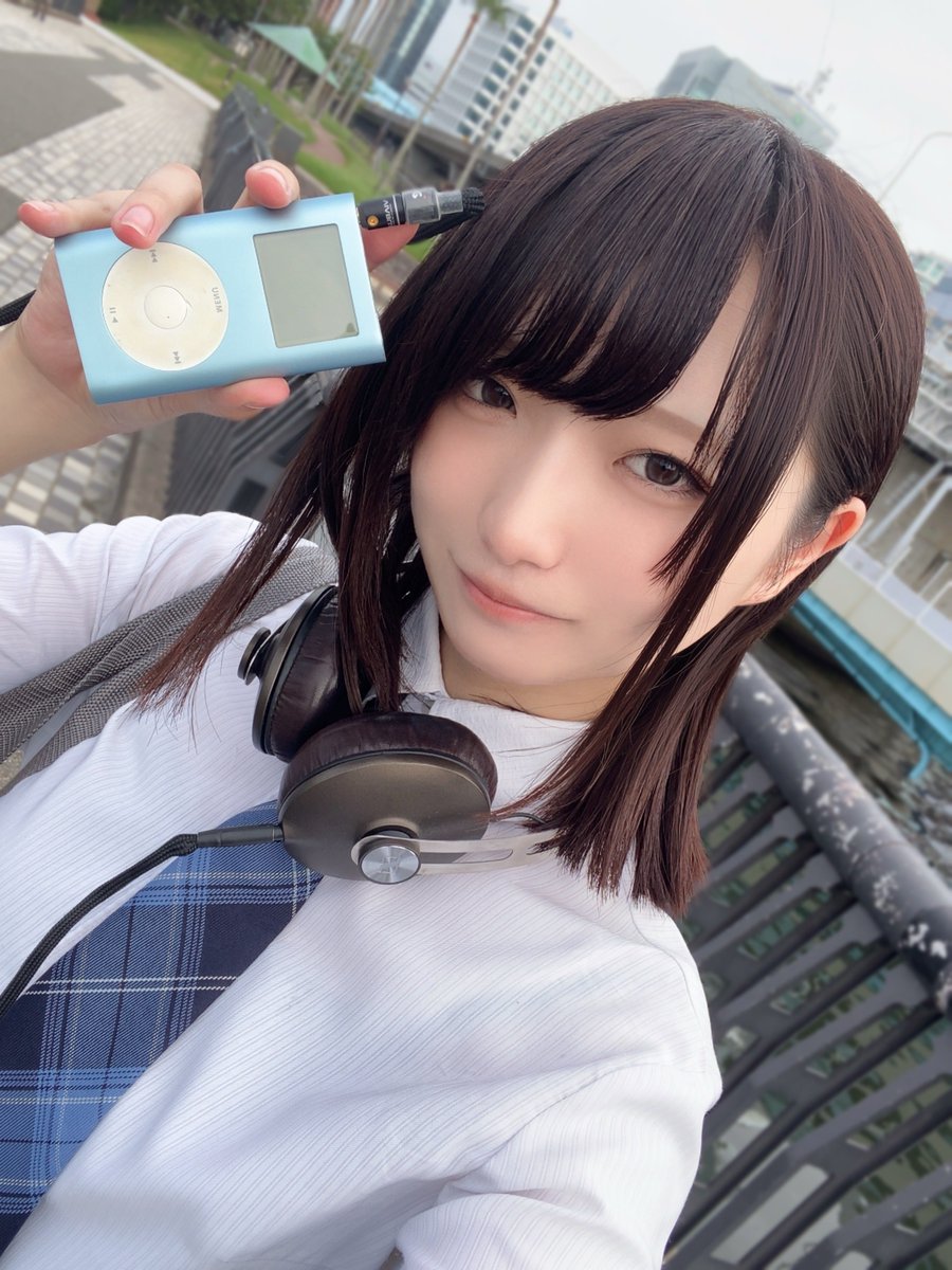 mutu193's tweet photo. 小道具でお借りしたiPodくん🎧 https://t.co/sH6fexE4Mm