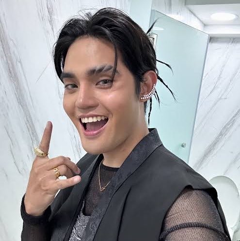PopPlanet_'s tweet photo. Happiest Birthday to Pablo of SB19. https://t.co/jLPsgudJ26