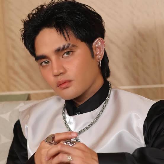 PopPlanet_'s tweet photo. Happiest Birthday to Pablo of SB19. https://t.co/jLPsgudJ26
