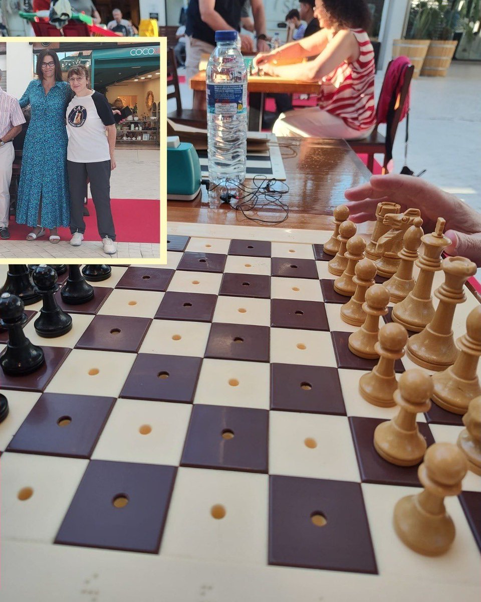 ayto_torre's tweet photo. ♟️ Este pasado sábado en el C.C. @EspTorrelodones tuvo lugar la I Jornada de Ajedrez por la Inclusión entre la @ONCE_oficial  y el Club @ajedrez_torre. 

Un emocionante torneo amistoso repleto de coraje, constancia y visibilización del mérito del deporte adaptado 👏🏻 https://t.co/18jcQGmbIy