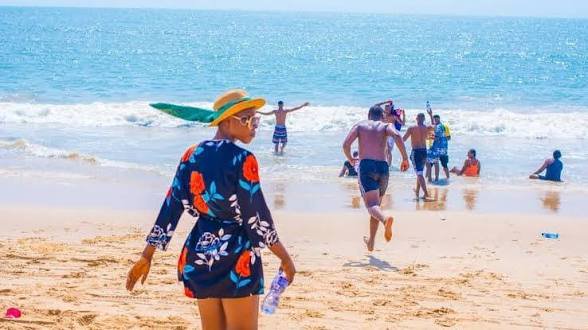 LXSajow's tweet photo. Ondo State, God when 🙆🙆🙆

@seyilaw1 I hail o, you get connection, you get influence, you get moni, make Una gather bring something like this come Ondo now nitori Olorun. 
@YemieFash  I hail o, we get beach, we get plenty virgin land to use for any kind of infra we want. https://t.co/1XK7U00etJ