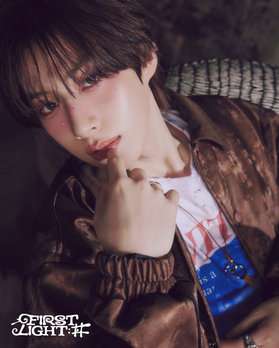 official_ONEUS's tweet photo. ONEUS 12TH EP [FIRST LIGHT : 井]

CONCEPT PHOTO FIRST LIGHT ver.
#시온 #XION

✨ 2026.09.23 6PM (KST)

#원어스 #ONEUS 
#FIRST_LIGHT_井 #눈을돌리지마 https://t.co/ZgFYKTupMM