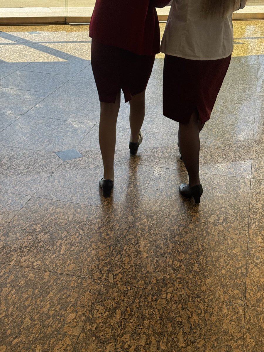 BlackJockens's tweet photo. 我喜欢左边的，你呢？😁 https://t.co/3TMyG8YGq5