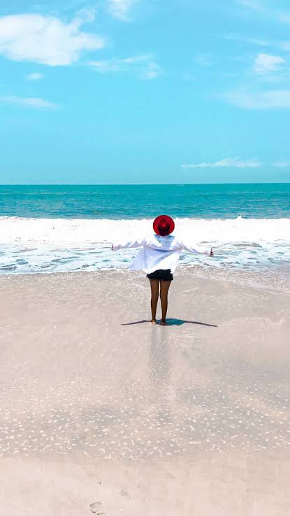 LXSajow's tweet photo. Ondo State, God when 🙆🙆🙆

@seyilaw1 I hail o, you get connection, you get influence, you get moni, make Una gather bring something like this come Ondo now nitori Olorun. 
@YemieFash  I hail o, we get beach, we get plenty virgin land to use for any kind of infra we want. https://t.co/1XK7U00etJ