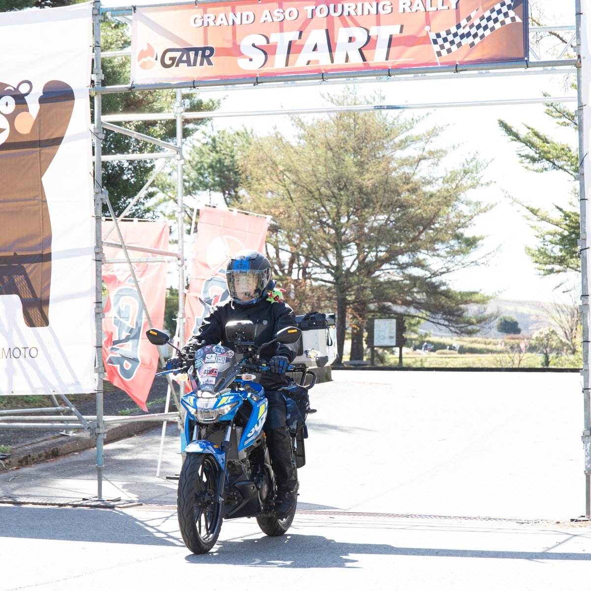 ct817ct813ct815's tweet photo. #バイク乗りとして軽く自己紹介 
#バイク好きと繋がりたい
#gsx125 #GSXS125
誕生日でLvアップしました。

名前: 恭ちゃん

年齢:36

#スイーツライダー教団 2代目団長 
乗ってるバイク : GSX-S125 (20') 好き&amp;趣味: バス、ポケモン、送電鉄塔、音ゲーなど多趣味

無事故無違反で過ごします！ https://t.co/zxcwS4Sm2a