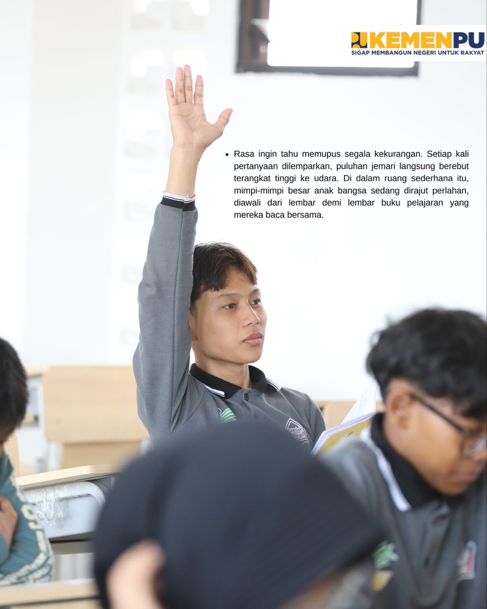 ppsbanten's tweet photo. Harapan Baru dari Sekolah Rakyat Kabupaten Pandeglang,Suasana belajar kini jauh lebih nyaman dan aman di Sekolah Rakyat Kabupaten Pandeglang
Lewat sentuhan Kementerian Pekerjaan Umum,ruang-ruang kelas yang dulunya terbatas kini bertransformasi menjadi bangunan permanen yang kokoh https://t.co/xtMdSrMWGj