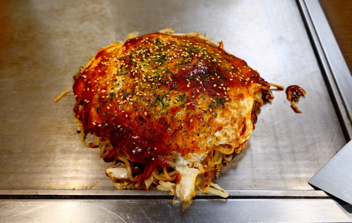 hop_elpha's tweet photo. ０ｘ０）広島焼き言う奴はメガネビームじゃ https://t.co/smRaT5CnRO