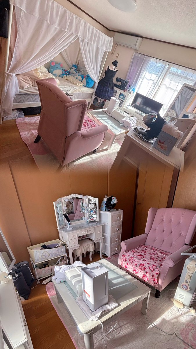 missa_Amanechan's tweet photo. ニッセンさんのカタログで「姫部屋・姫家具」を知り、大変影響受けたので、当時の資料を掲載して頂きとってもうれしいです✨️

小さい頃、お家に届いたカタログを眺めながら「こんなお部屋に住みたい……」って夢見てた女児、
大人になった結果がこちらです🌹

←前のお部屋  今のお部屋→ https://t.co/RhYqMe5QP7