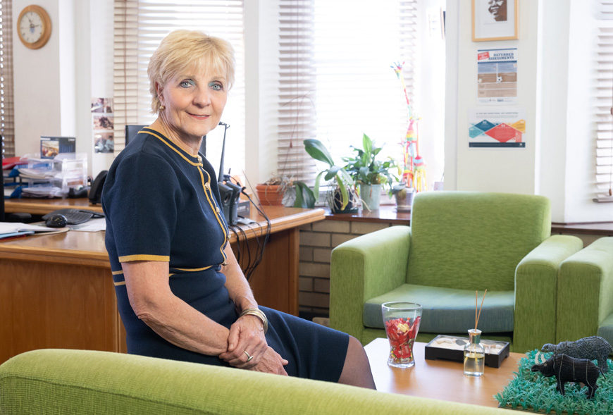 WitsUniversity's tweet photo. After almost three decades of dedicated service to Wits, former University Registrar Carol Crosley leaves behind a legacy defined by integrity, service excellence and, above all, people. 💙💛

Reflecting on her journey, Carol says it is the colleagues who became friends, the students whose lives intersected with hers, the challenges overcome together and the memories created along the way that she will treasure most.

Thank you, Carol, for your extraordinary contribution to Wits and for inspiring generations of colleagues and students. Once a Witsie, always a #Witsie4Life. 💙🏛️

Read More: https://t.co/2MDm6Y9WFB

#WitsForGood #WitsNews