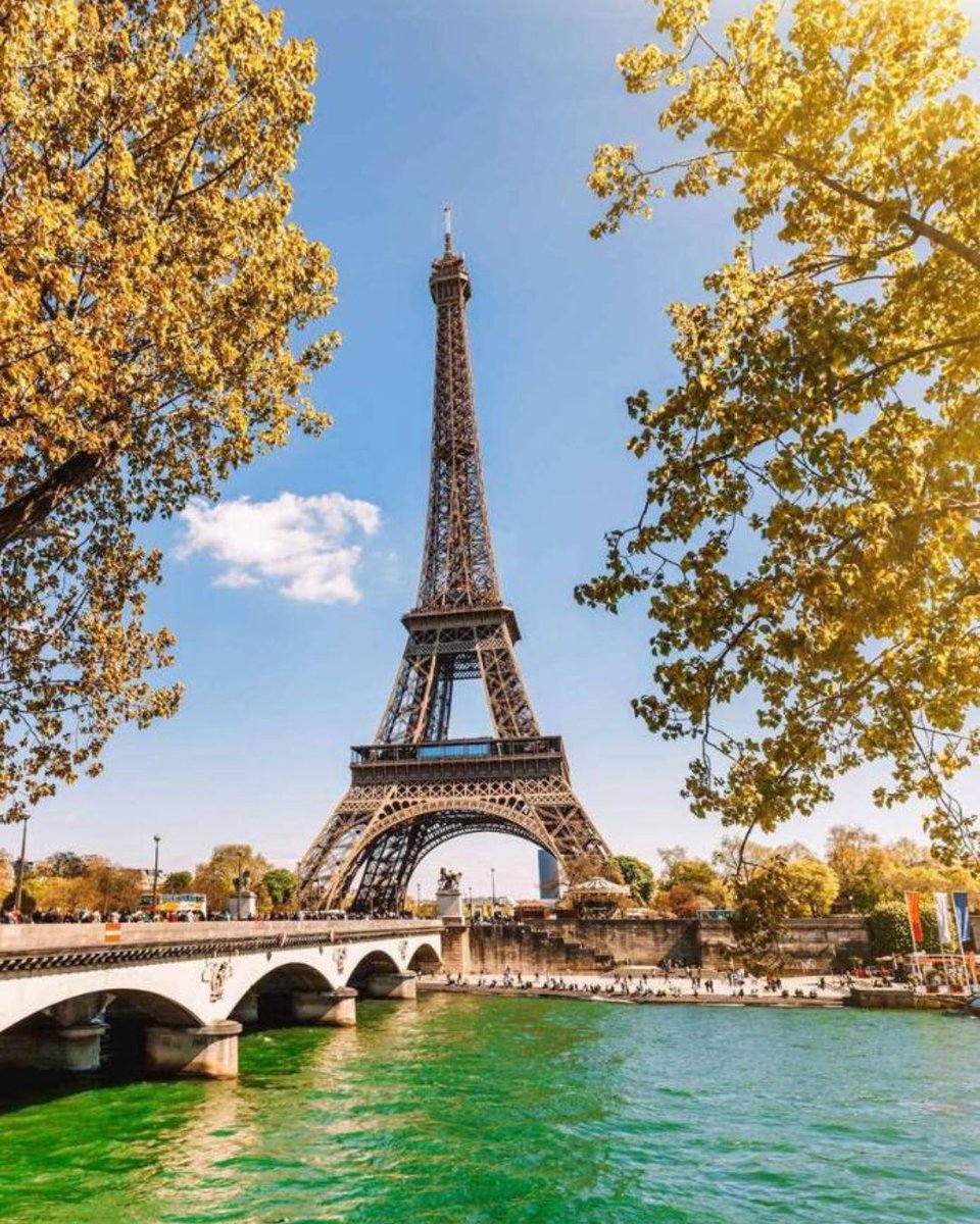 India360__'s tweet photo. France proposes to ban social media for under-15s

Do you think India should do it? https://t.co/UWV2JdhJnz