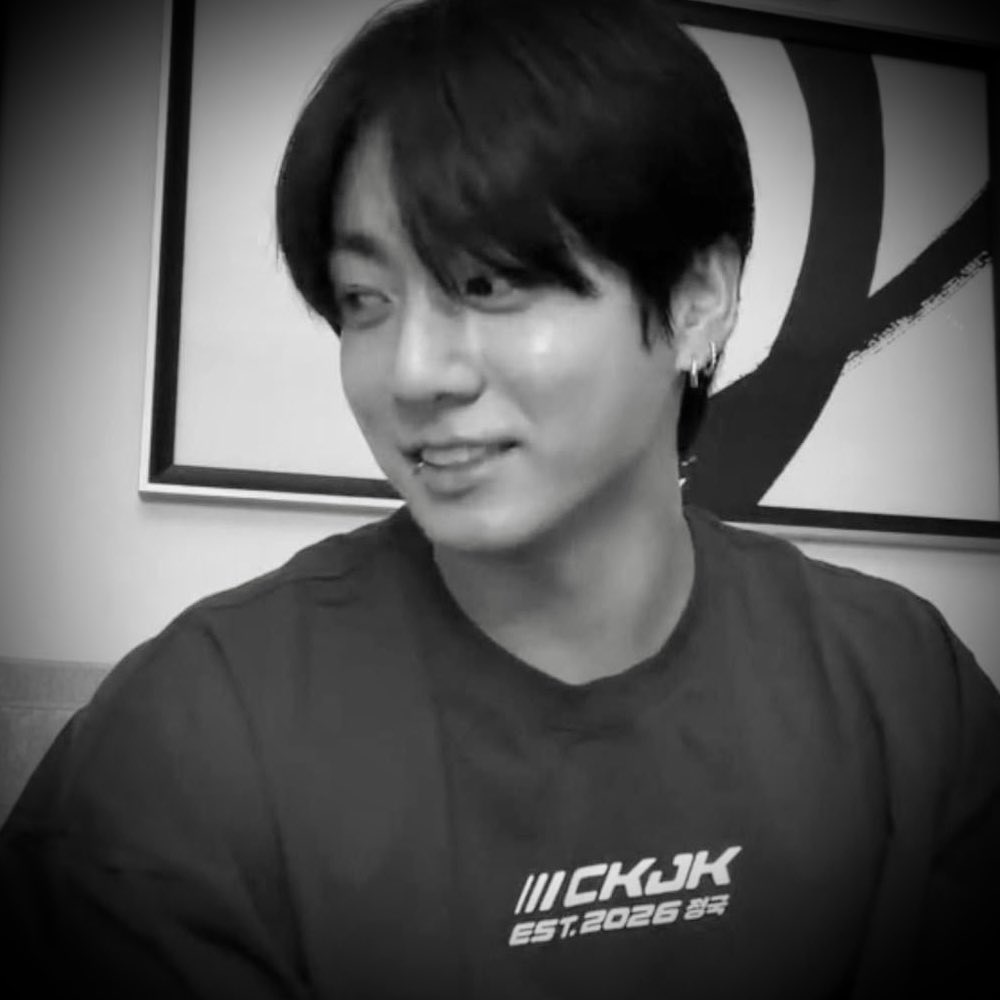 lf_rosana's tweet photo. 14/09/2026 11:11
My daily wish for you,mi niño: Stay healthy & safe, enjoy, be yourself & always happy…please 🙏🏼
YOU’LL ALWAYS BE MY FOREVER SINGER…MY MAGIC SHOP💜
I’ll keep falling in love with u every day…in every life…🥹🤟🏼♾️✨
#JungKook #JK #정국 #MyEverything @BTS_twt💜 https://t.co/m631P5PtiX