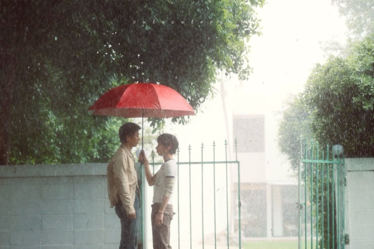 cutecuteog's tweet photo. ภาพนี้มองได้ทั้งโรแมนติกและเศร้าเลย👬🏻☔️

KONGPHON MINI Q2
• #GunshotSeriesQ2 • https://t.co/H2bULSTXPk